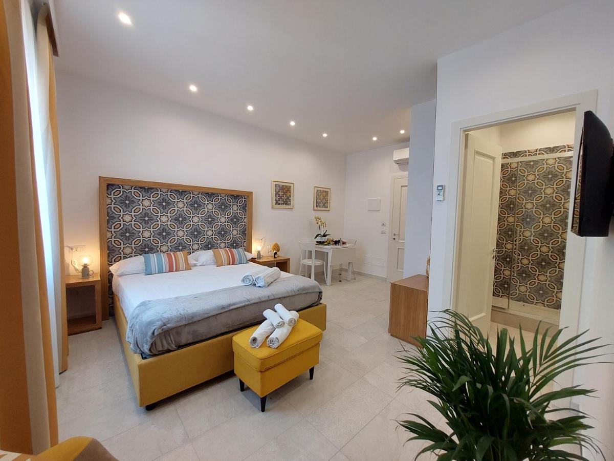 Mistral Luxury Suites Sorrento Ngoại thất bức ảnh