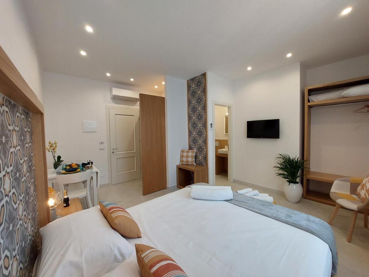 Mistral Luxury Suites Sorrento Ngoại thất bức ảnh