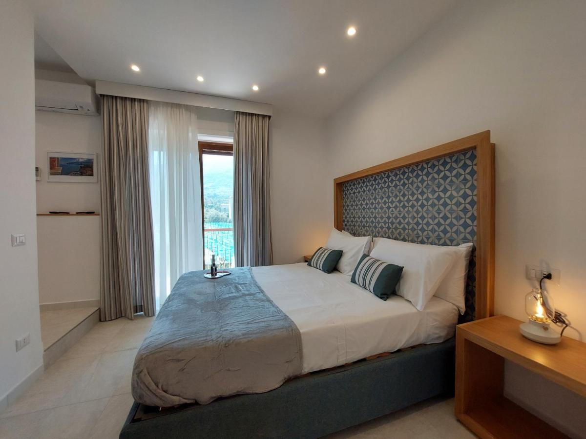Mistral Luxury Suites Sorrento Ngoại thất bức ảnh