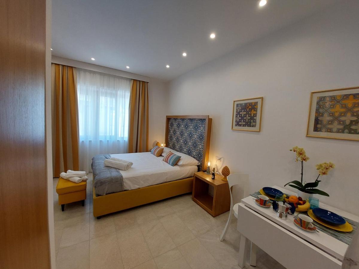 Mistral Luxury Suites Sorrento Ngoại thất bức ảnh