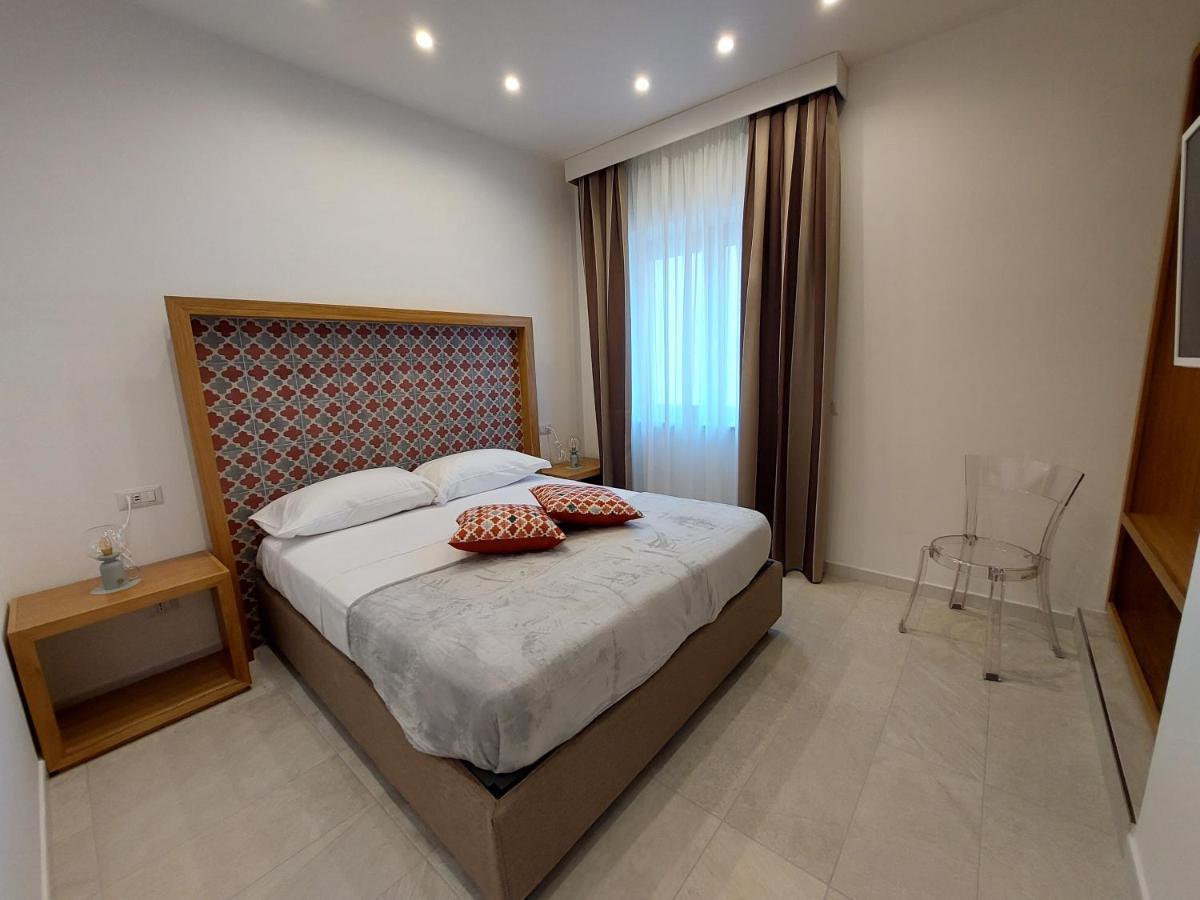 Mistral Luxury Suites Sorrento Ngoại thất bức ảnh