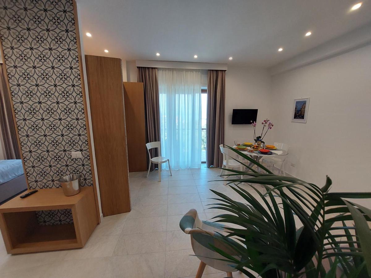 Mistral Luxury Suites Sorrento Ngoại thất bức ảnh