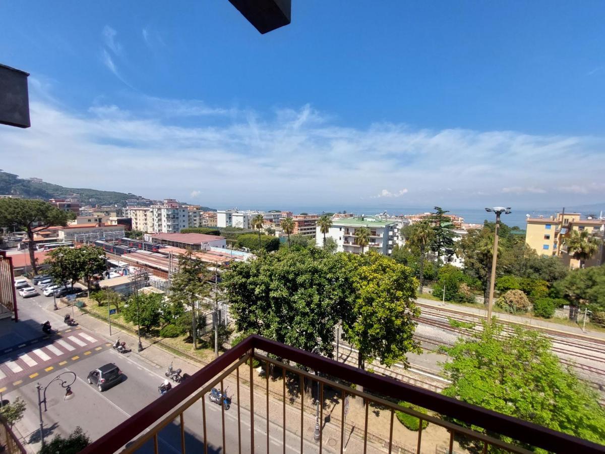Mistral Luxury Suites Sorrento Ngoại thất bức ảnh