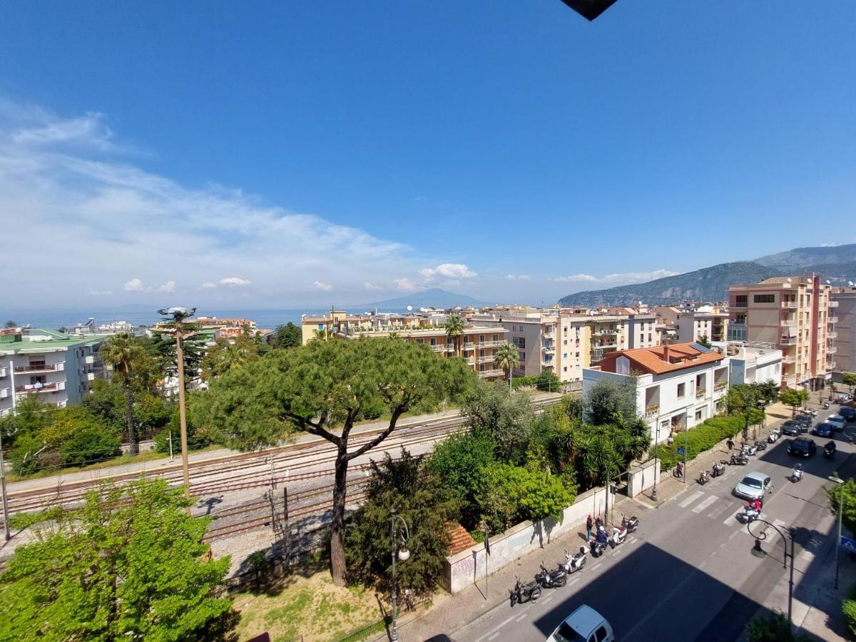 Mistral Luxury Suites Sorrento Ngoại thất bức ảnh