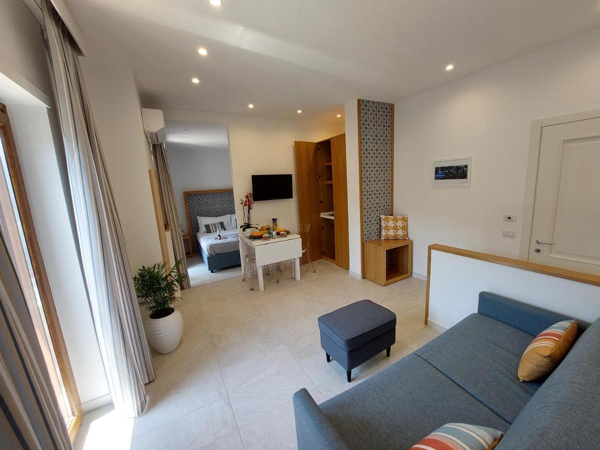 Mistral Luxury Suites Sorrento Ngoại thất bức ảnh